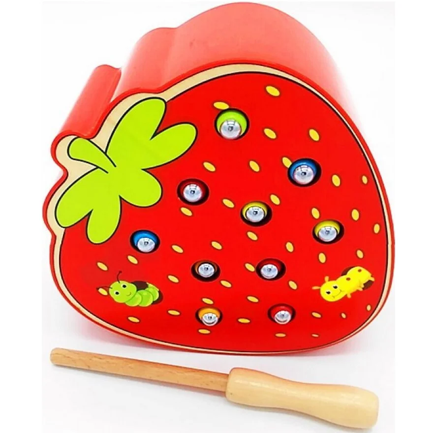 Игра деревянная магнитная Поймай червячка в Клубнике|Игрушки для раннего