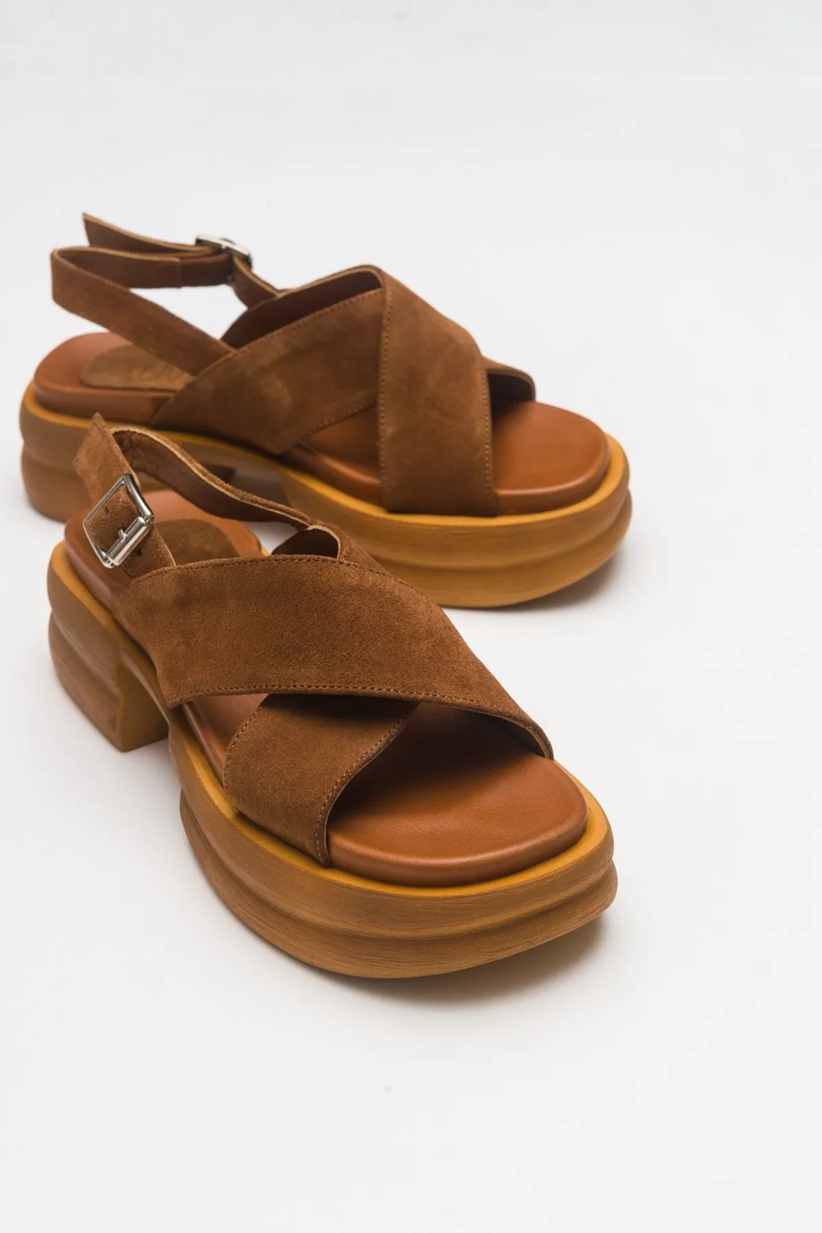 

Beige Suede Genuine Leather Women Sandals 2022 Summer Casual Beach Designer Platform Rubber Sole Comfortable Lightweight Quality