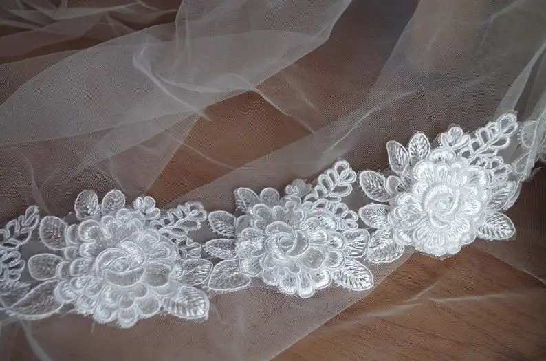 Трехмерная белая кружевная отделка с розами Золотая аленконом|lace trim|corded lace trimgold