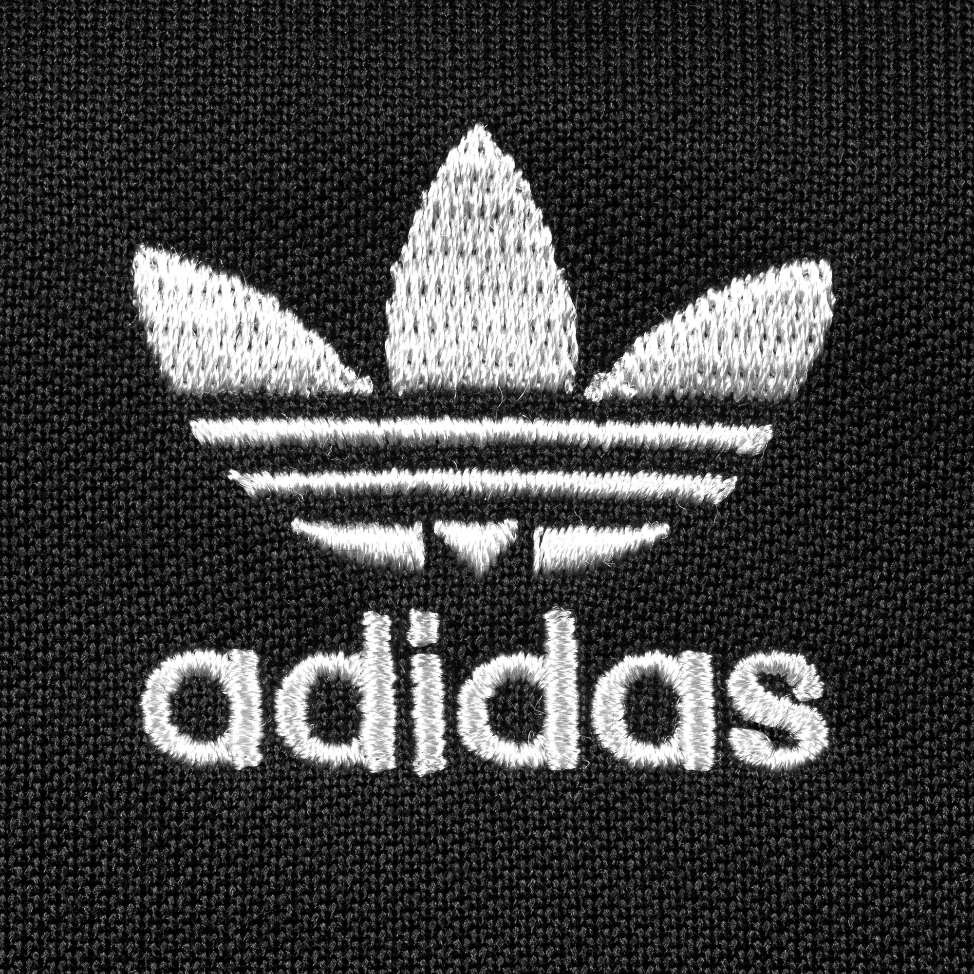 Адидас на английском. Адидас. Adidas значок. Фирменный знак адидас. Adidas Originals значок.