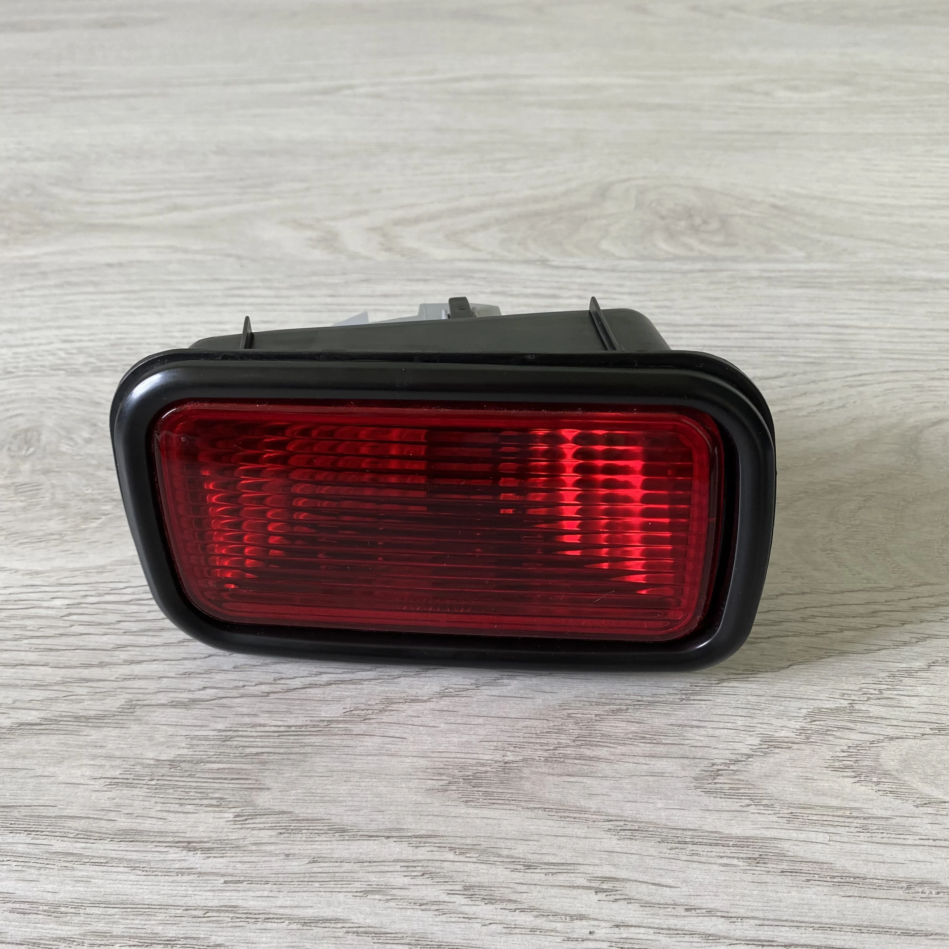 Фонарь в задний бампер с рамкой Mitsubishi Lancer IX 2003 2007| |