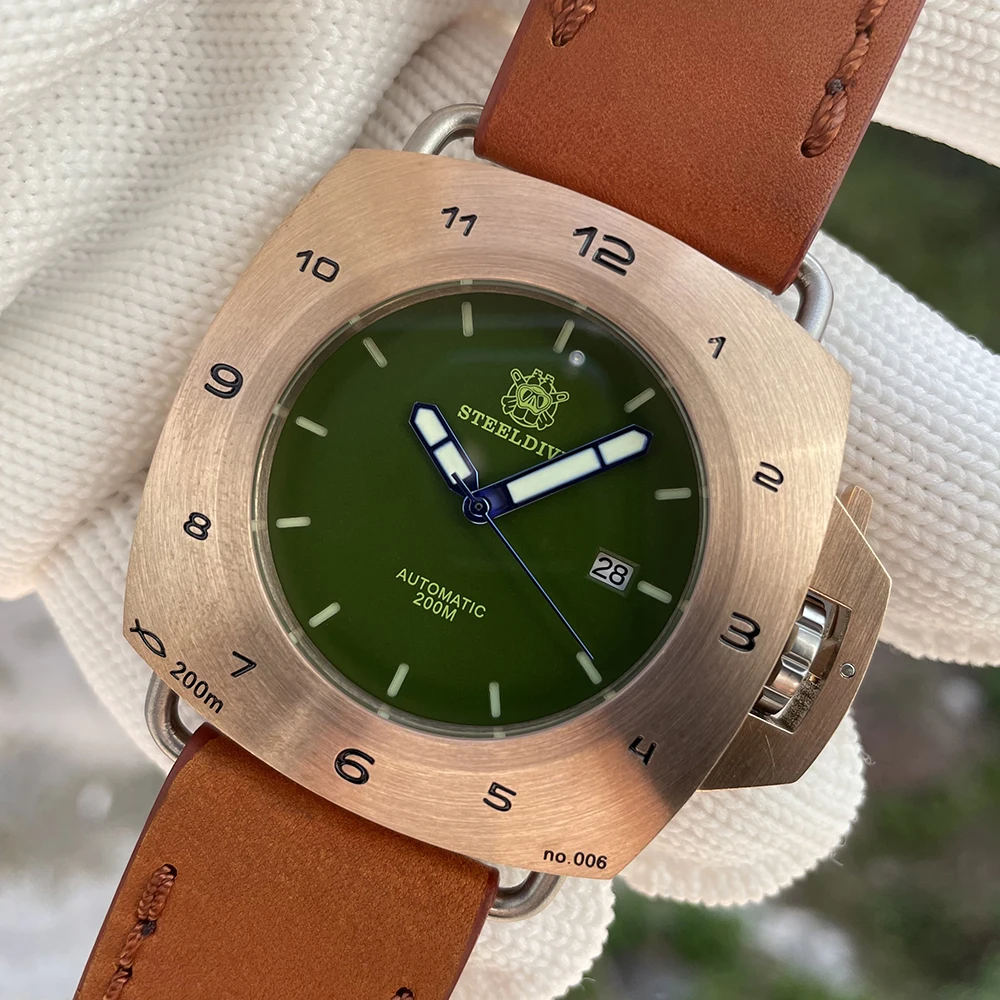 

Steeldive Diving Watch Limited Edition Vintage CuSn8 Bronze NH35 Luxury Top Brand Men Watch Automatic Mechanical Watch Sapphire