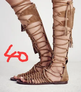 Босоножки женские замшевые до колена римские пикантные сандалии-гладиаторы