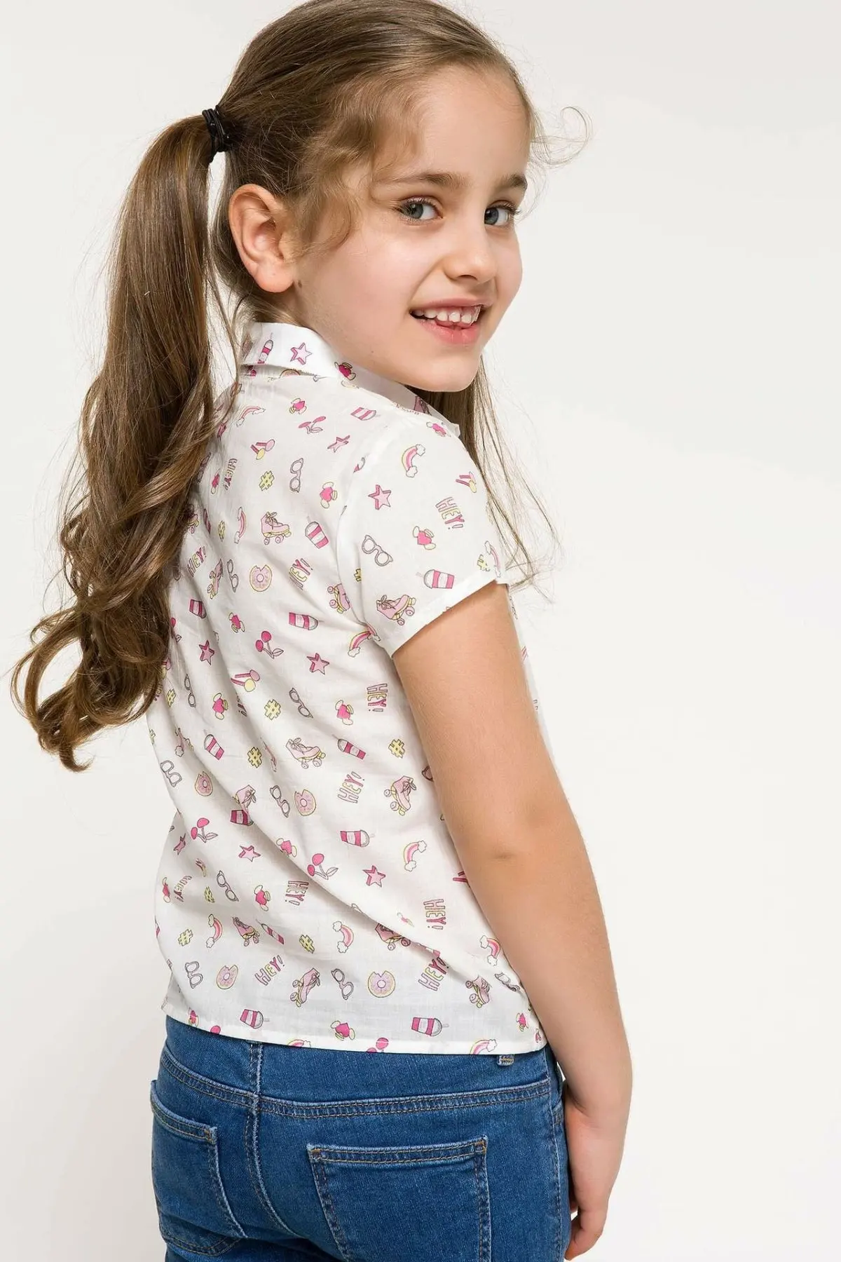 DeFacto Shirts I8005A618SM г. Белая блузка с галстуком бабочкой короткими рукавами и