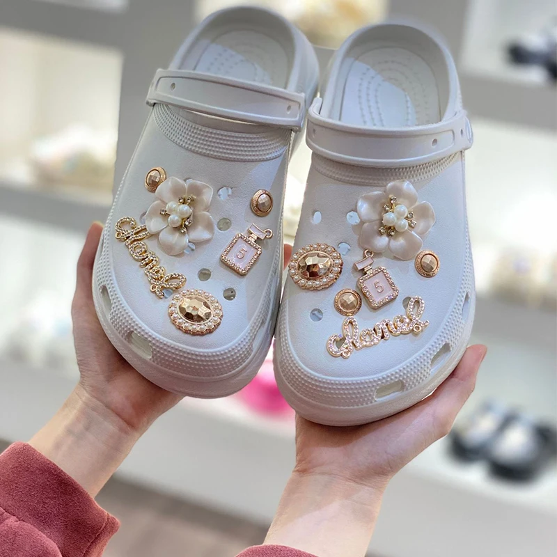 

1Set Crocs Charms Designer Bling Luxury Flower Perfume Shoe Accessories Decorations for Croc Golden Pearl Rhinestone Shoes