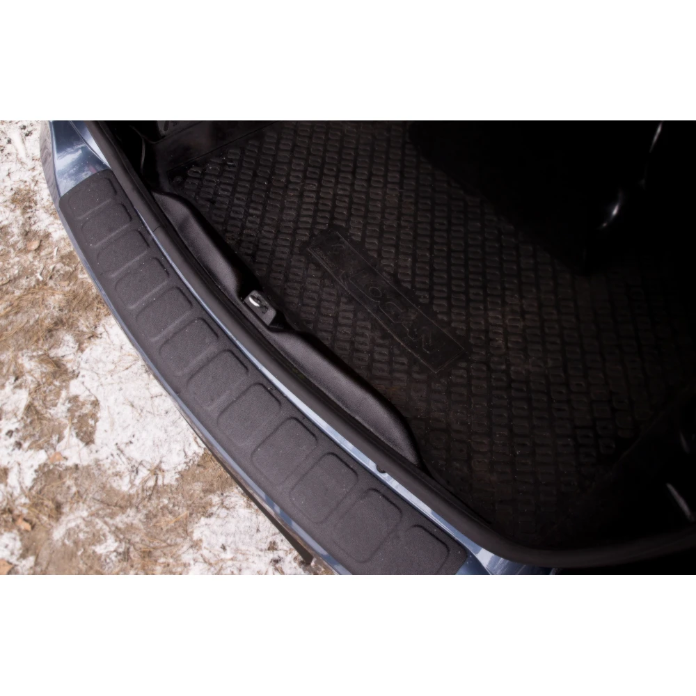 накладка на порожек багажника rio 2018 артикул. защитная накладка на задний бампер мазда сх-5. накладка порога багажника 1117 артикул. накладка на порог багажника. накладка в багажник рено логан 1.