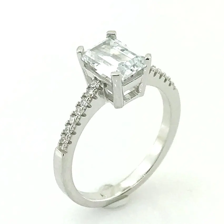 

Diamond Model Baget Zircon Engagement Silver Ring