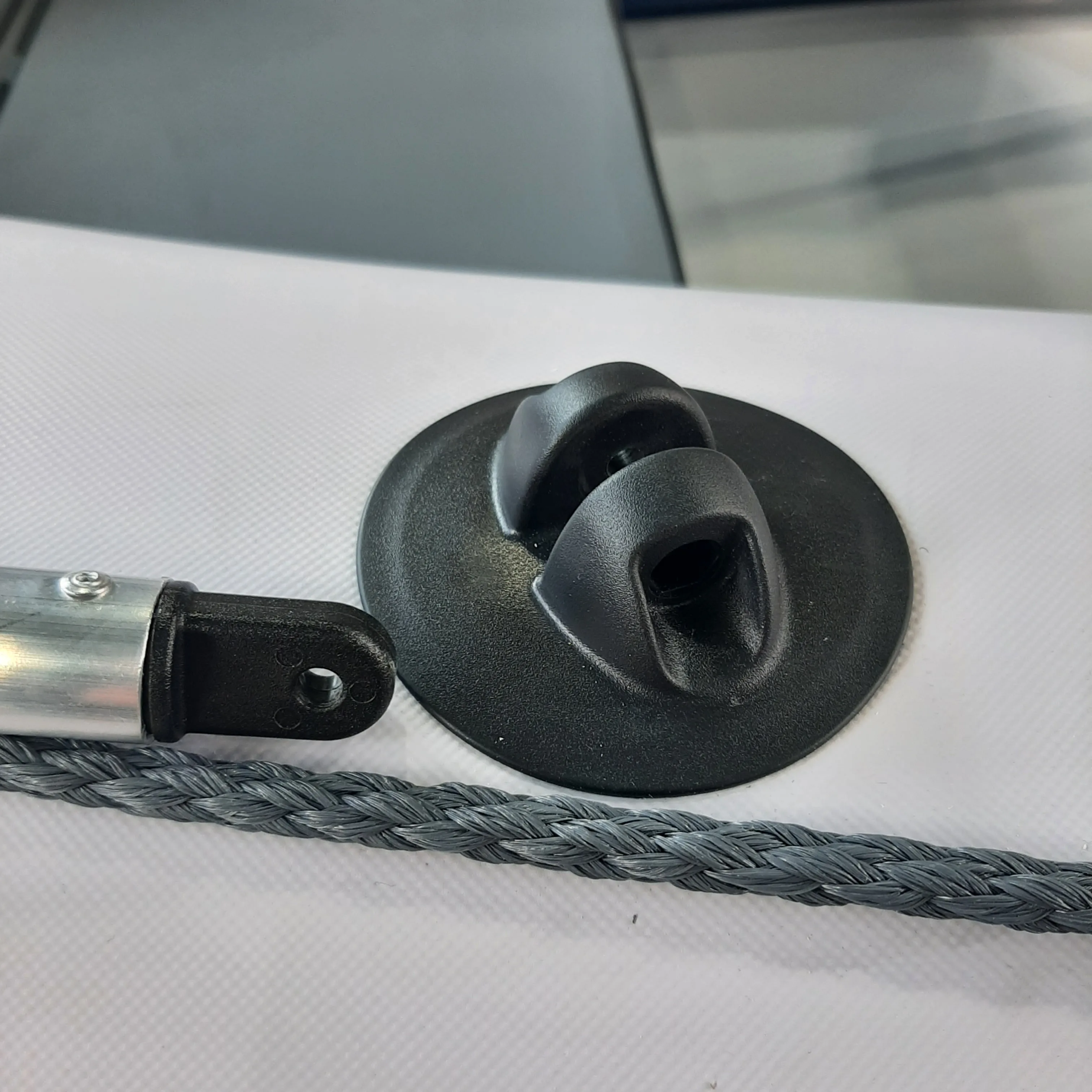 Опора тента. Крепление для лодки ПВХ байдарки каяка. Универсальное крепление |