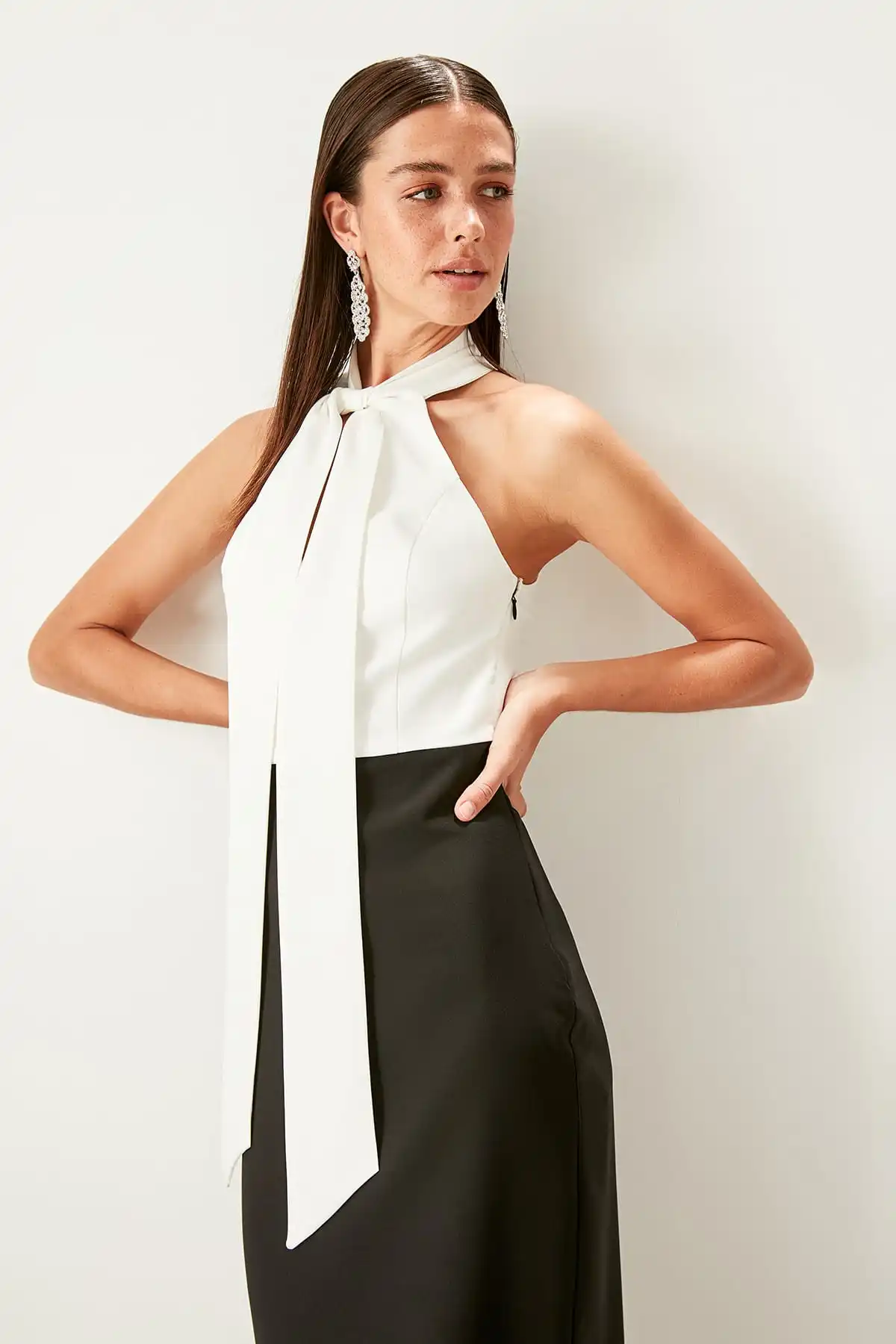 Trendyol белое вечернее платье с цветными блоками TPRSS19BB0356 | Свадьбы и торжества