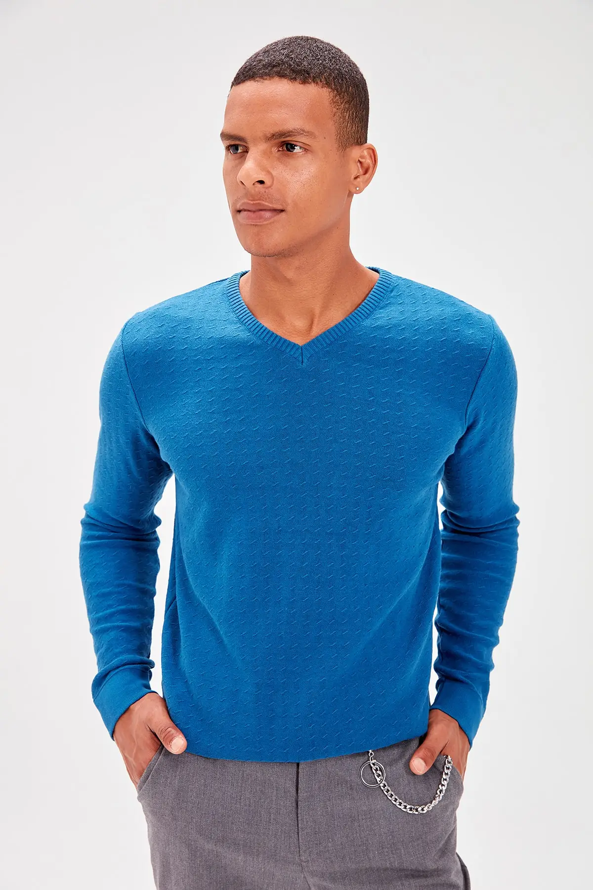 Трендовая масляная Мужская Текстурированная трикотажная одежда с v-образным