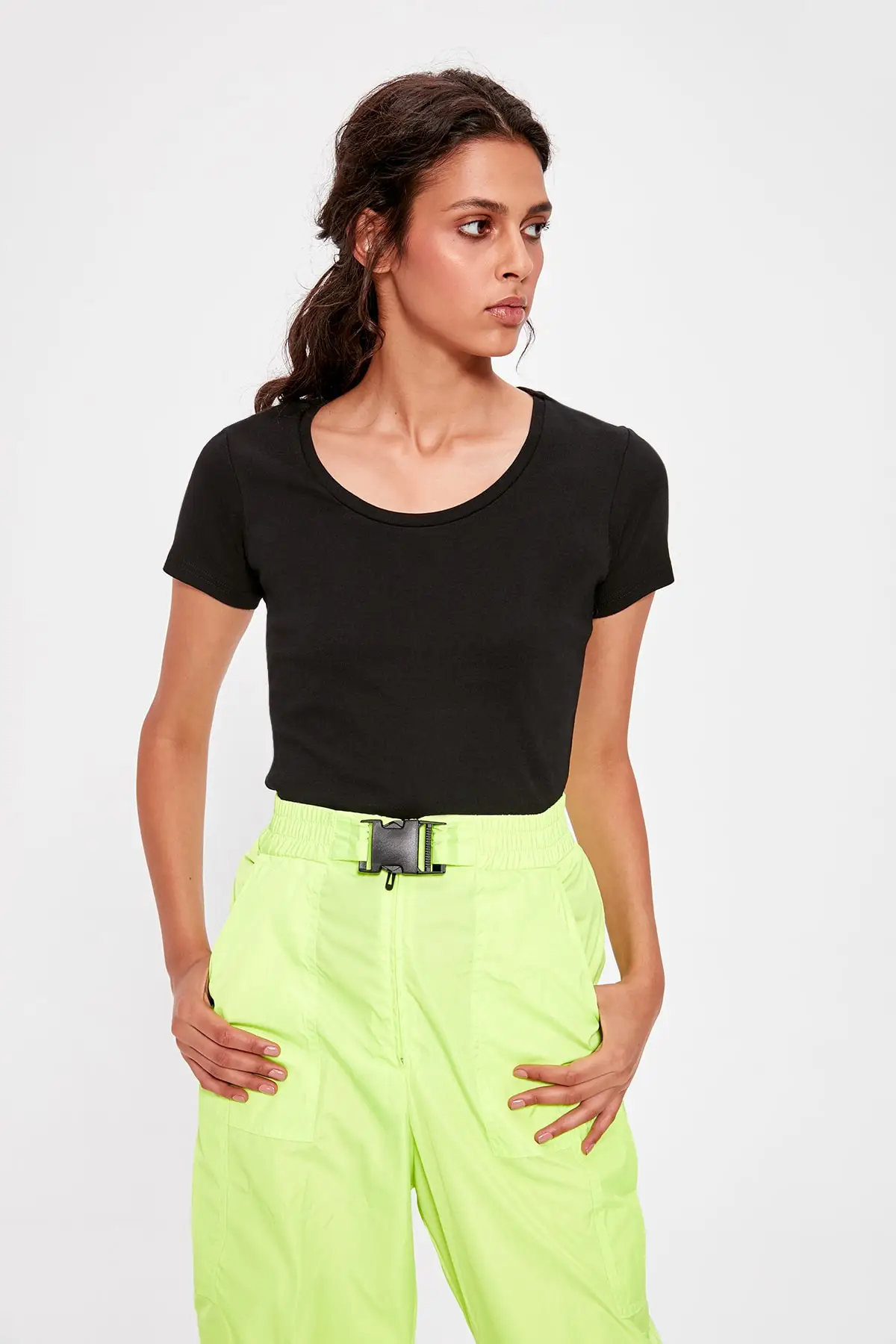 Черная трикотажная футболка с воротником для бассейна | Женская одежда