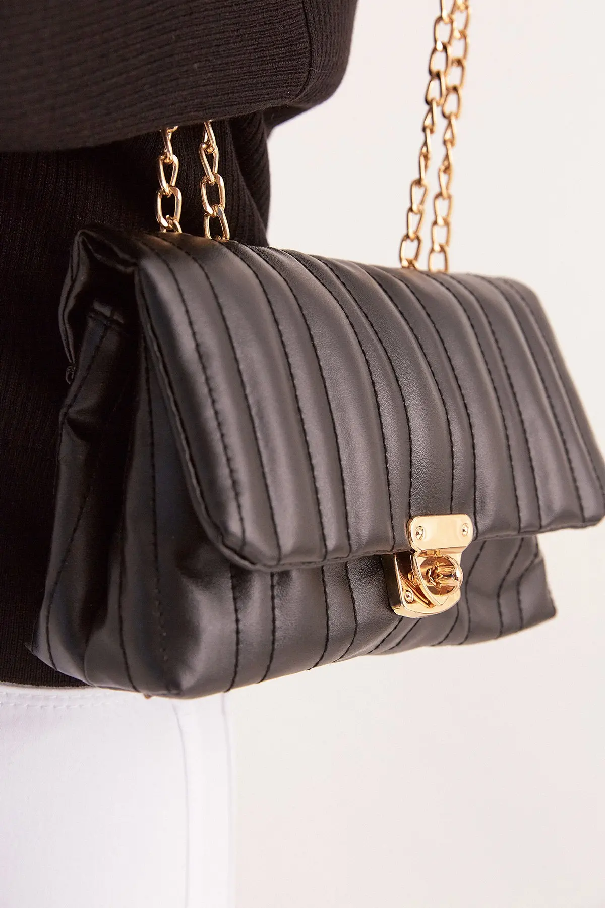 

Ladies shoulder bags Branded Quality 2021 trend Chain strap Flap Postman Carry bag Shoulder and handbag Soft Turkey