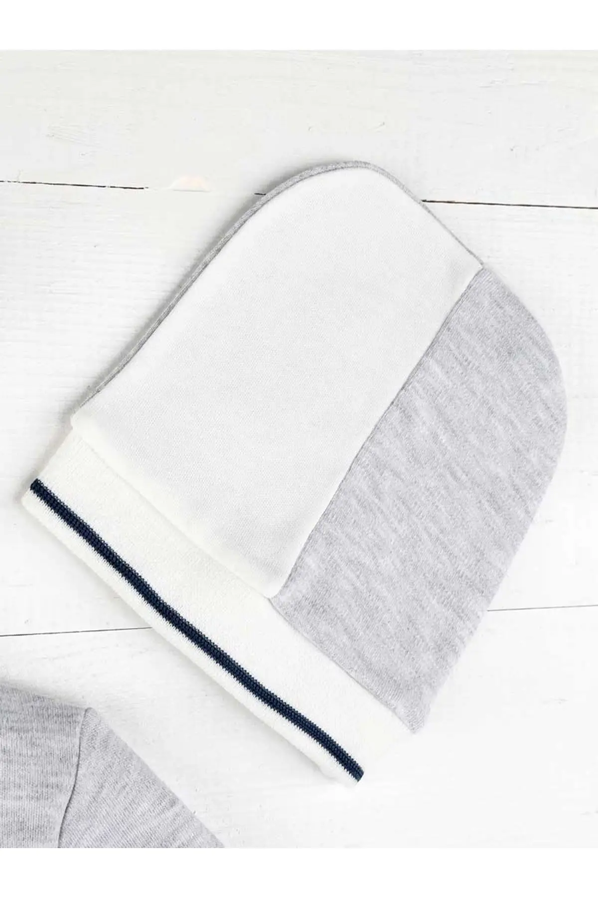 Белый комбинезон для новорожденных| |