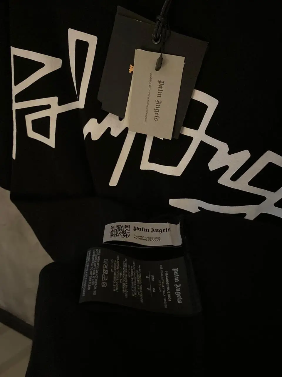 

HIGH QUALITY T-SHIRT