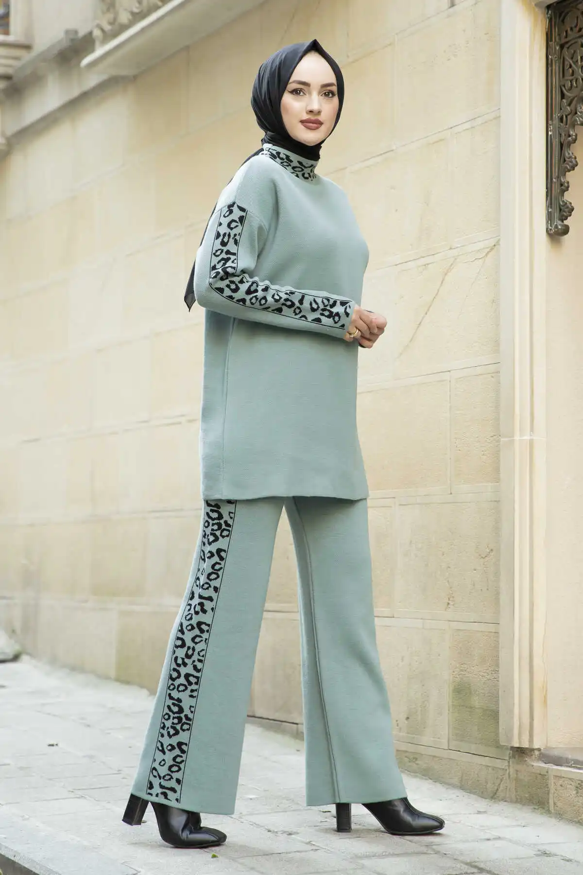 Трикотажный костюм-хиджаб с леопардовым принтом в полоску, туника с брюками, турецкое мусульманское модное платье, мусульманская одежда, Ду...