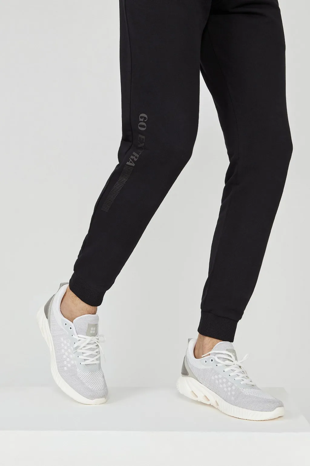 

2021 Summer Trend men's 100% Polyurethane shoes Lace-up comfortable Knitted look Sport High heel Breathable Jogging Durable Made
