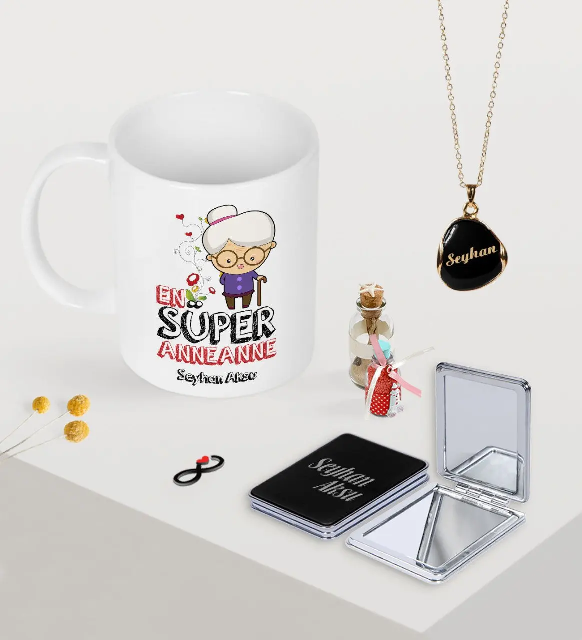 Топ с индивидуальным рисунком супермалая кружка зеркалом и черным эмальным