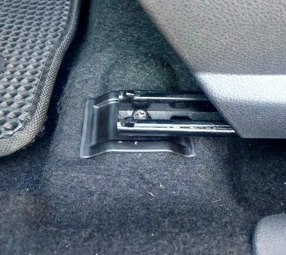 Накладки на крепления сидений для Рено Дастер Сандеро Логан Лада Ларгус Икс Рей