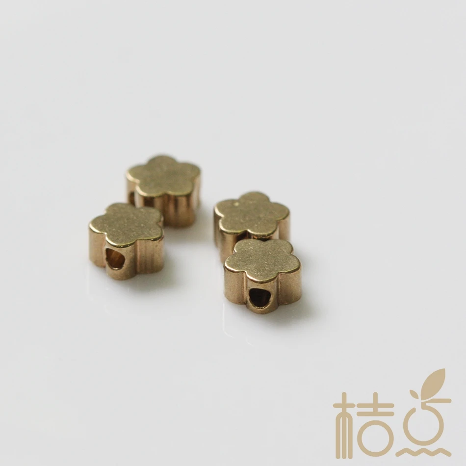 

Solid Brass Spacers - Flower 5mm (4218C)