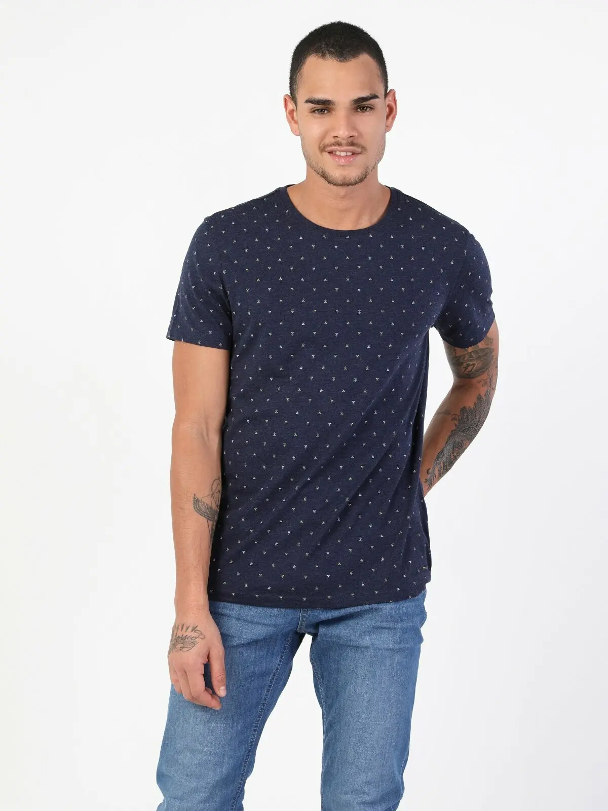 

Colins Men Regular Fit Navy Heather Short Sleeve Tshirt