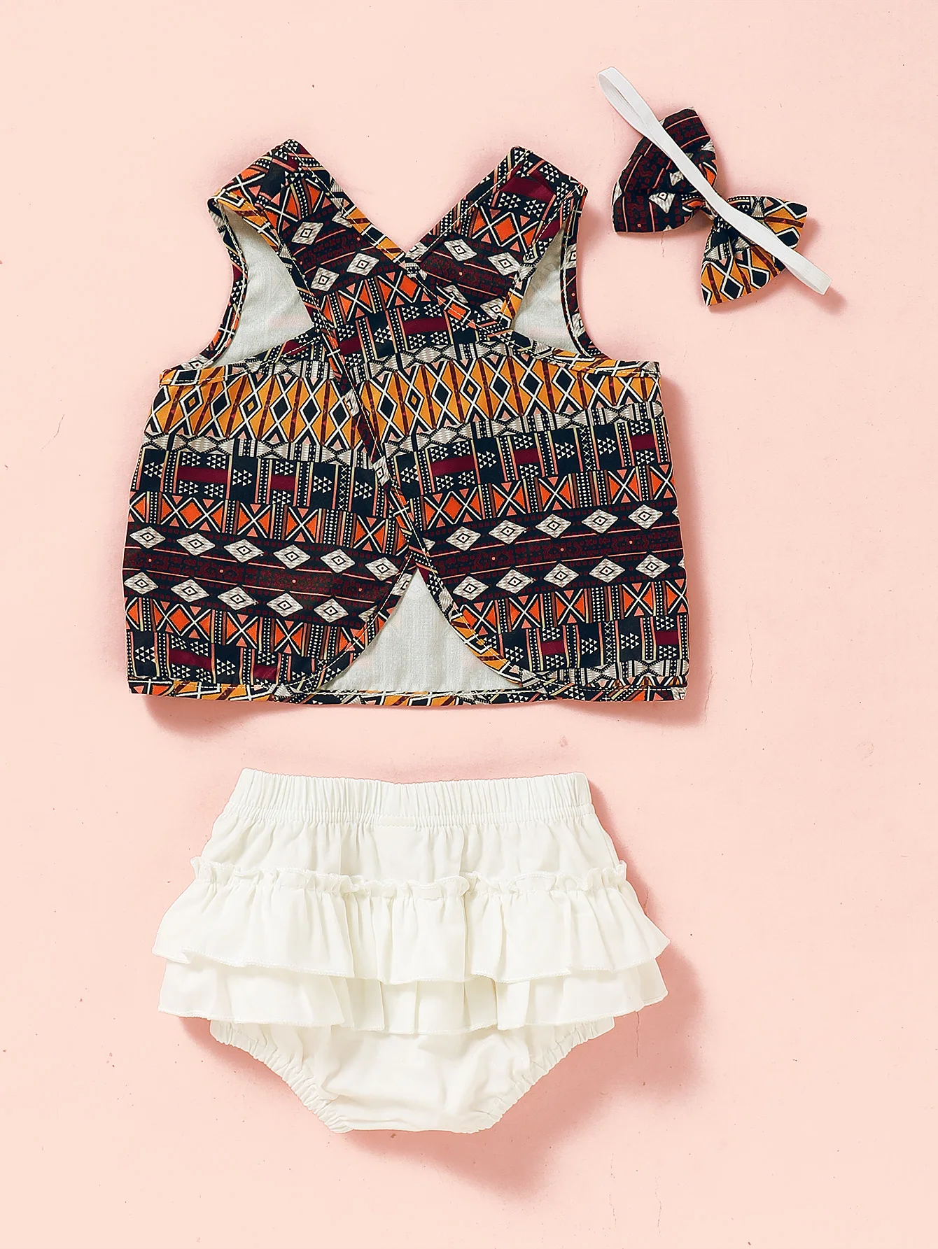 

Summer Clothes For Toddler Girl Sleeveless Printed Vest Top And Solid White Ruffles Shorts Pants Free Shipping Toddler Outfits