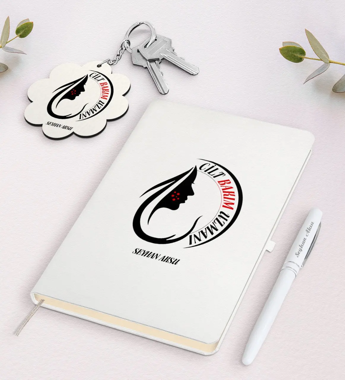 

Tailor-made Skin Care Expert White Notebook Pen and Keychain Gift Seti-1 Reliable Quality Gift Casual Design Moment