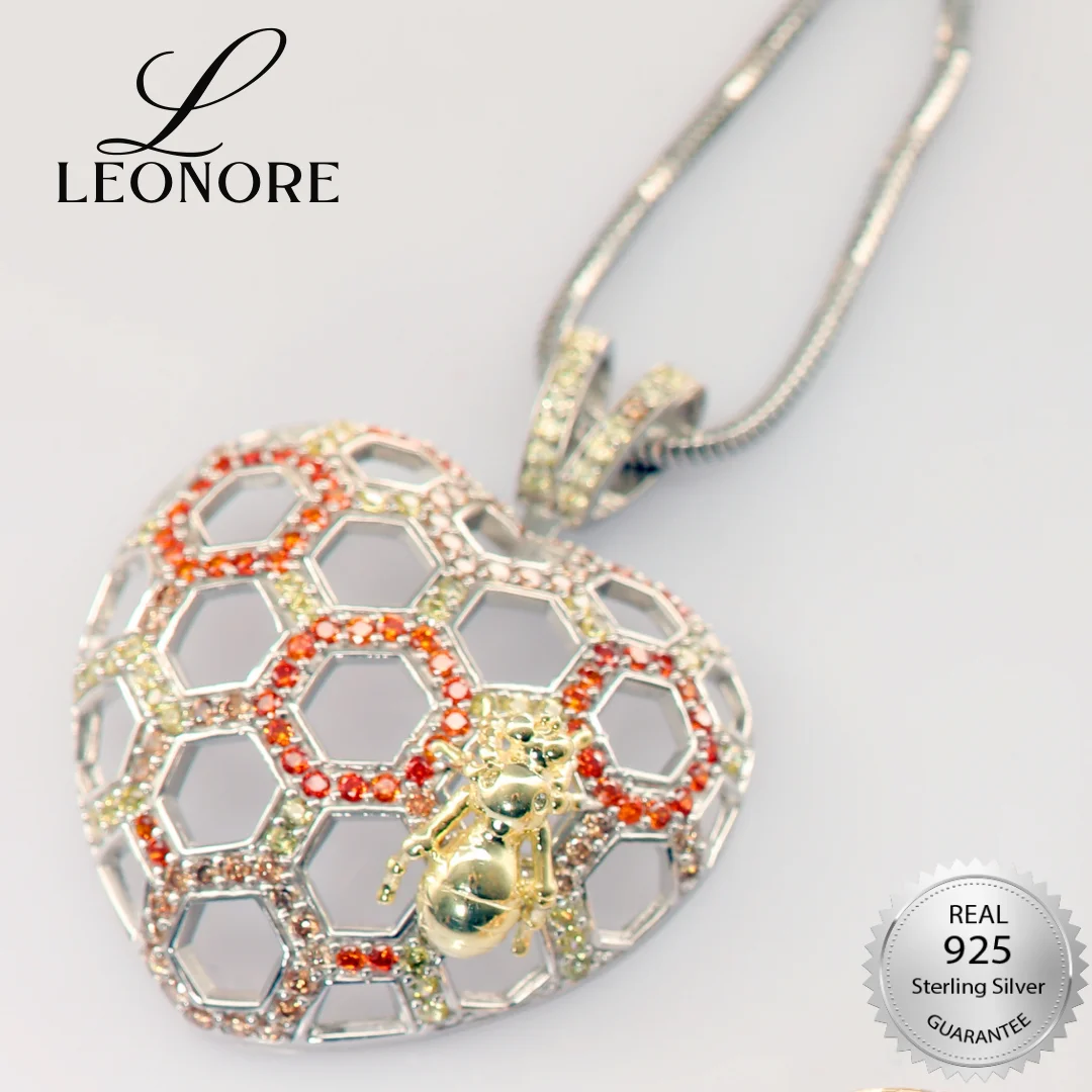 

Valentine's Day Gift Heart Bee Necklace Custom Designe 925 Sterling Silver Jewelry For Women Her High Quality Zircon Stone