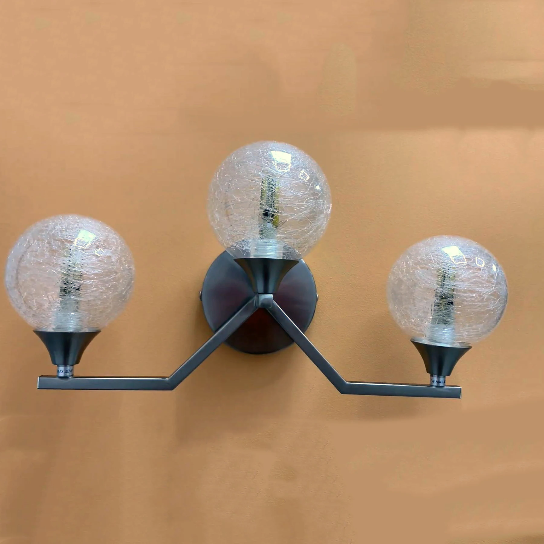 Настенная люстра бра для ванны гостиной и прихожей Итальянского производства в