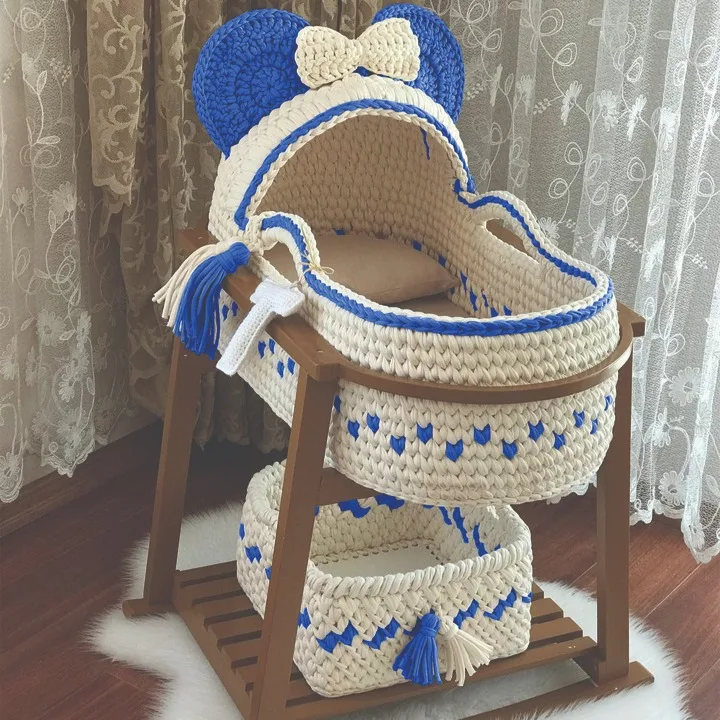 

Детская корзина с Моисеем