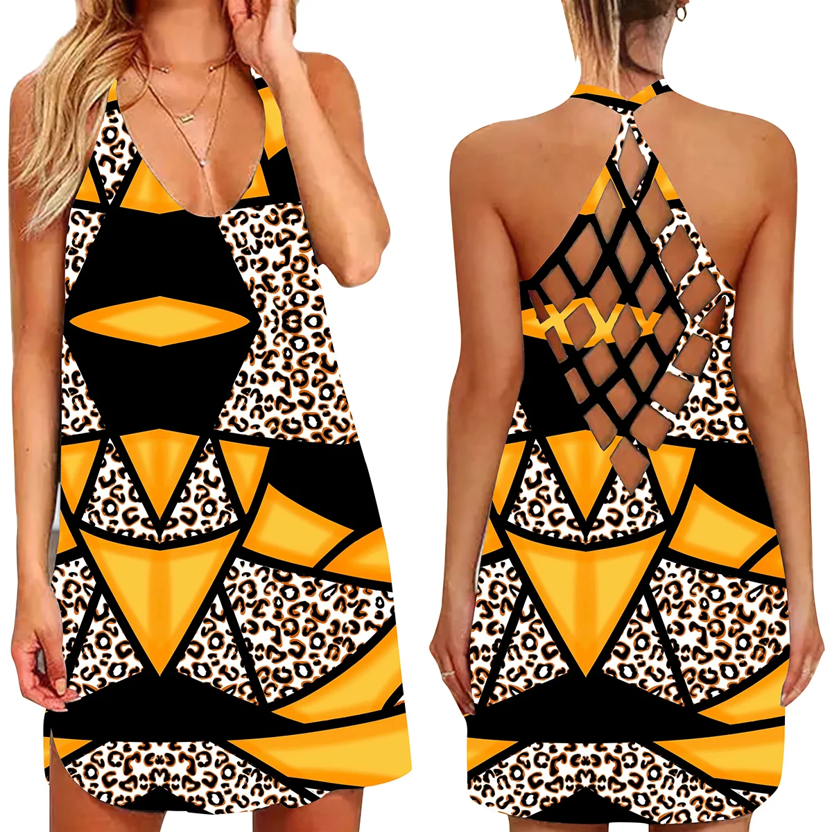 Женское ажурное платье макси с открытой спиной и рукавами винтажное в горошек