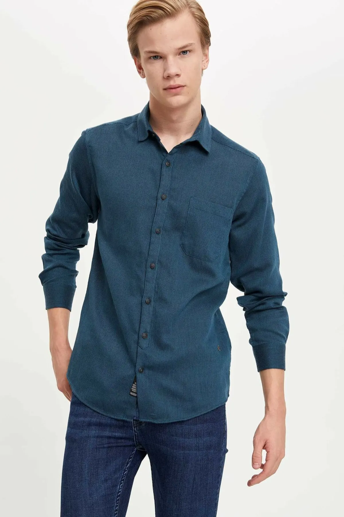 DeFacto человек с отложным воротником длинными рукавами Однотонная рубашка модная