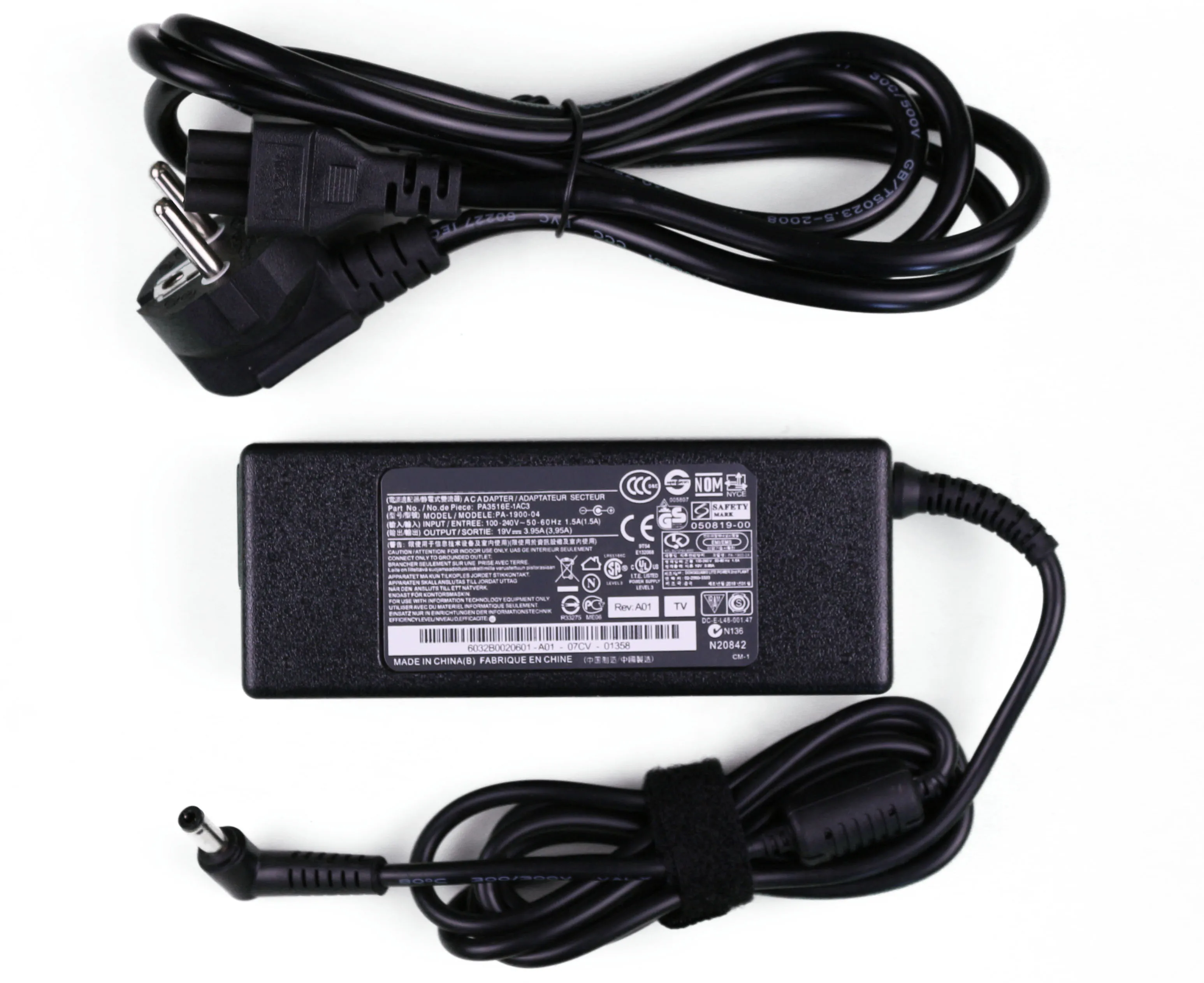Power supply for Toshiba Satellite u940 ultrabook (charging) |