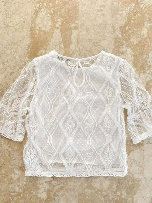 

White Lace Bluz