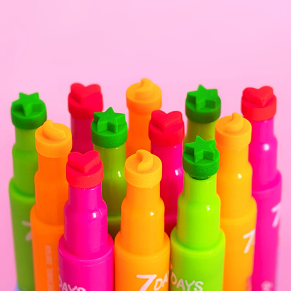 7DAYS Подводка для глаз со штампом зелёная светящаяся EXTREMELY CHICK UVglow Neon / 702 Green star 2 мл. |
