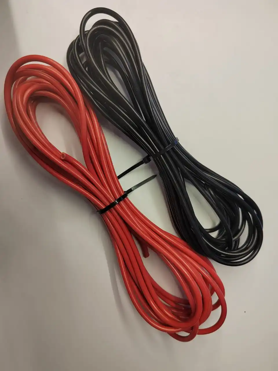 Провод универсальный 10 метров установочный ПУГВ (ПВ3) 1Х2 5 ГОСТ ККЗ (100) РЭМ3 для