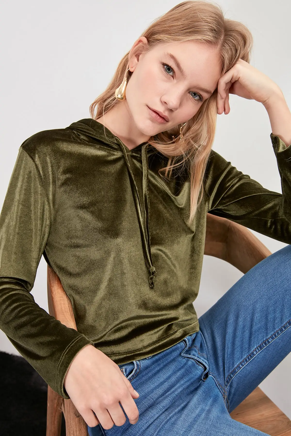 Бархатный трикотажный свитер TWOAW20SW0541|Женские толстовки и свитшоты| |