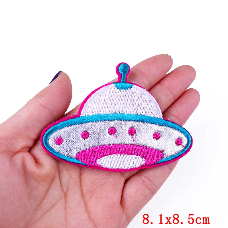 Недорогие радужные вышитые нашивки в виде единорога на детскую одежду