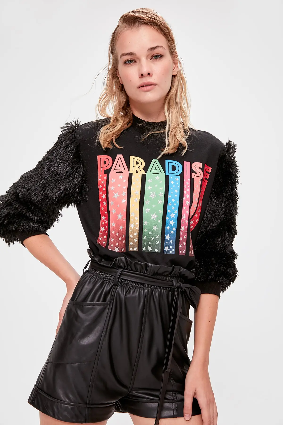 Trendyol черная ручка из искусственного меха с принтом трикотажная толстовка TWOAW20SW0342