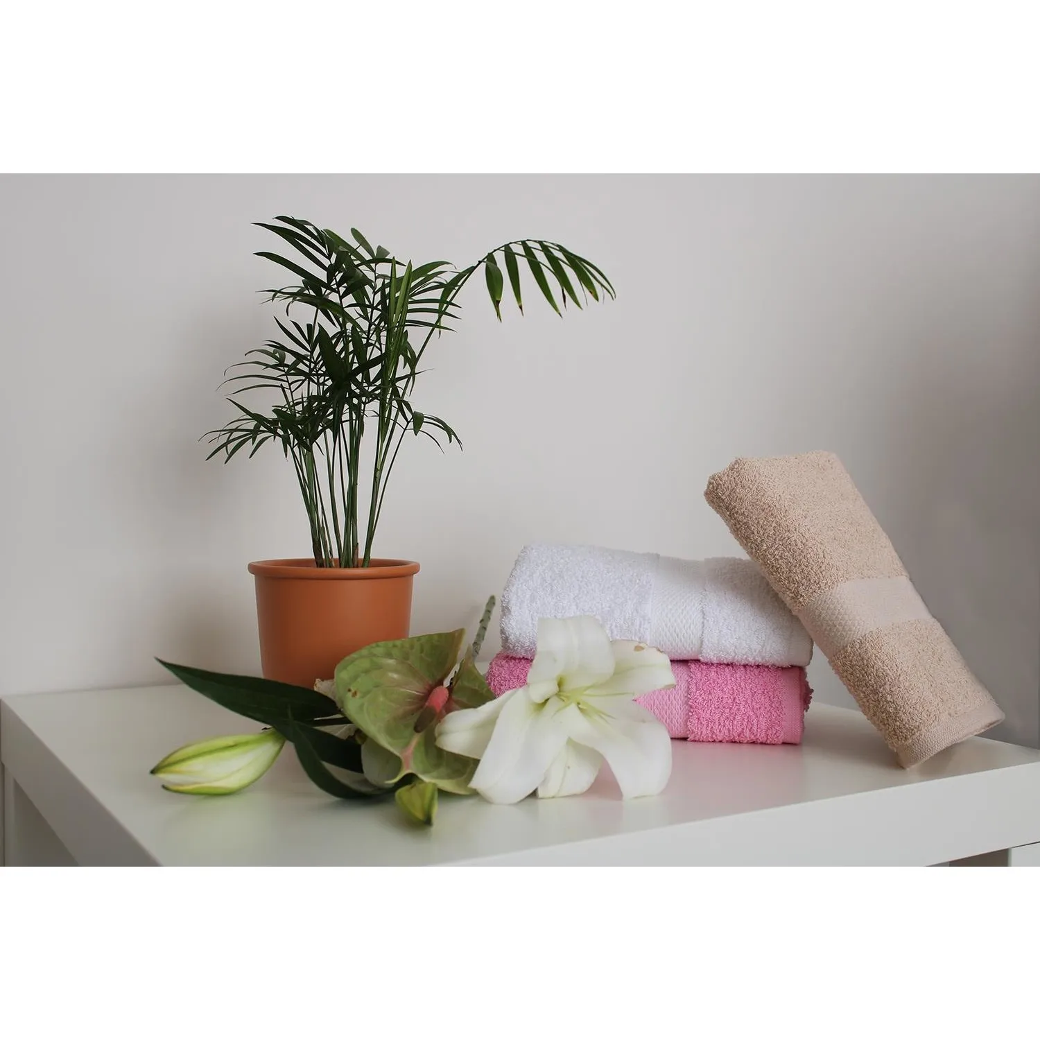 

3 PCs Set Hand & Face Towel (50*90) cm Different Colors Towel Set High Quality Cotton Cute Home Accessories