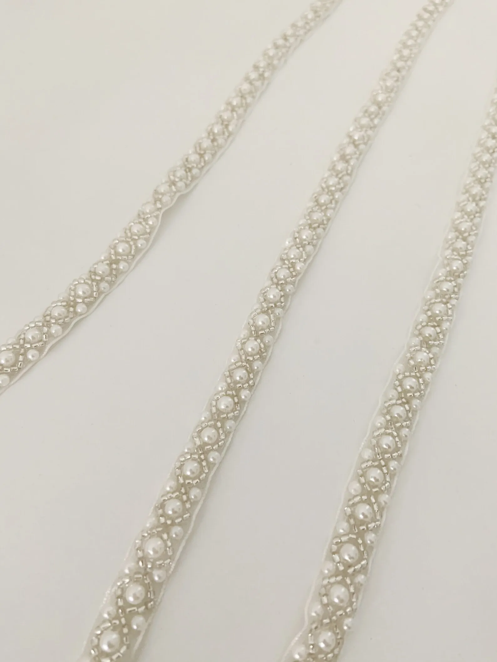 

5 yards Thin Pearl Bead Tape For Belt, Straps, Wedding Decors, Party Decors DZ0403