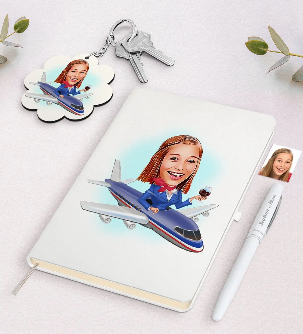

Personalized Stewardess Caricature Of White Notebook pen And Keychain Gift Seti-1 Reliable Quality Gift Casual Design moment