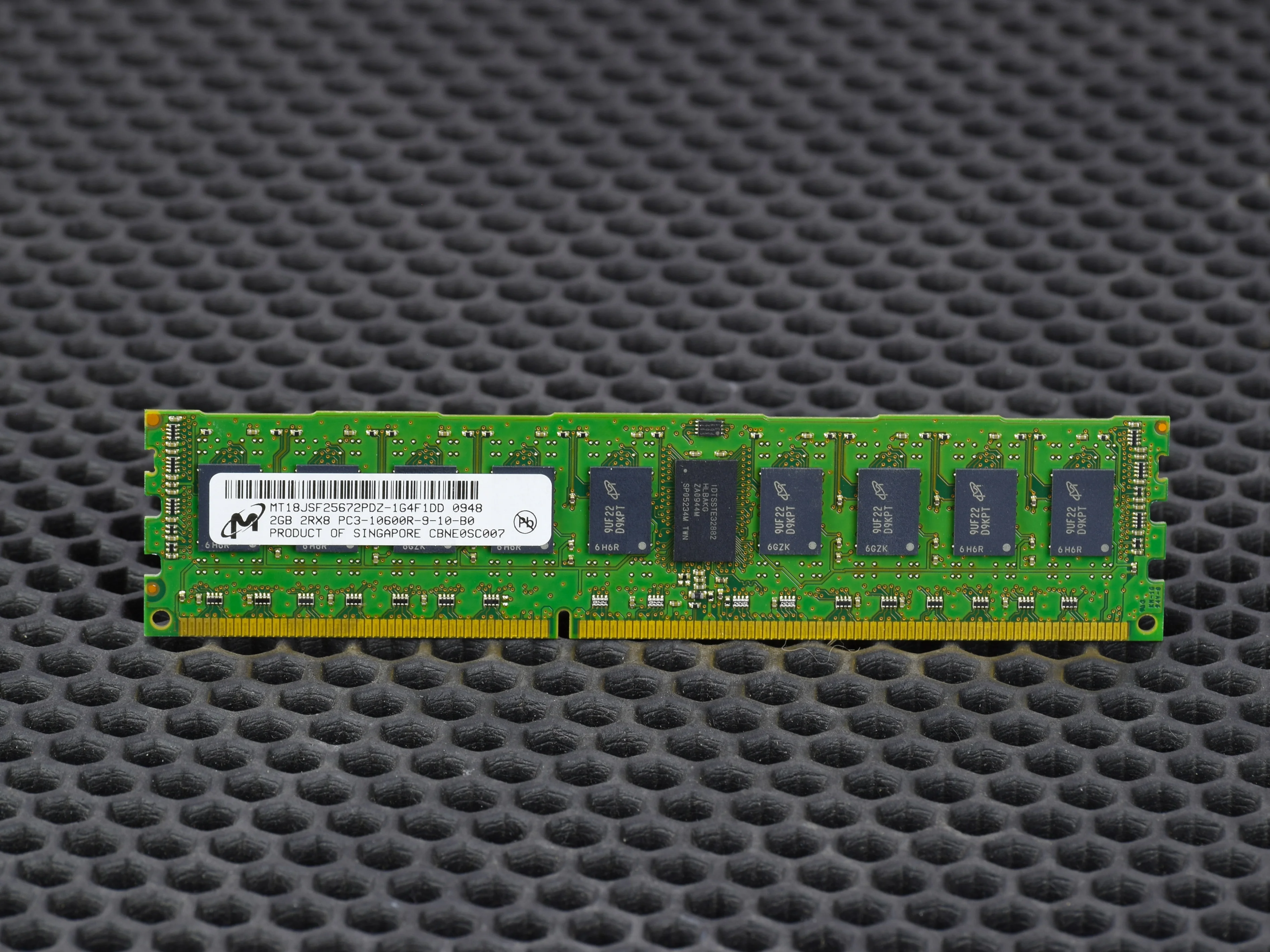Память Micron 2GB ddr 3 1333 Mhz Rec ecc сервер/пк
