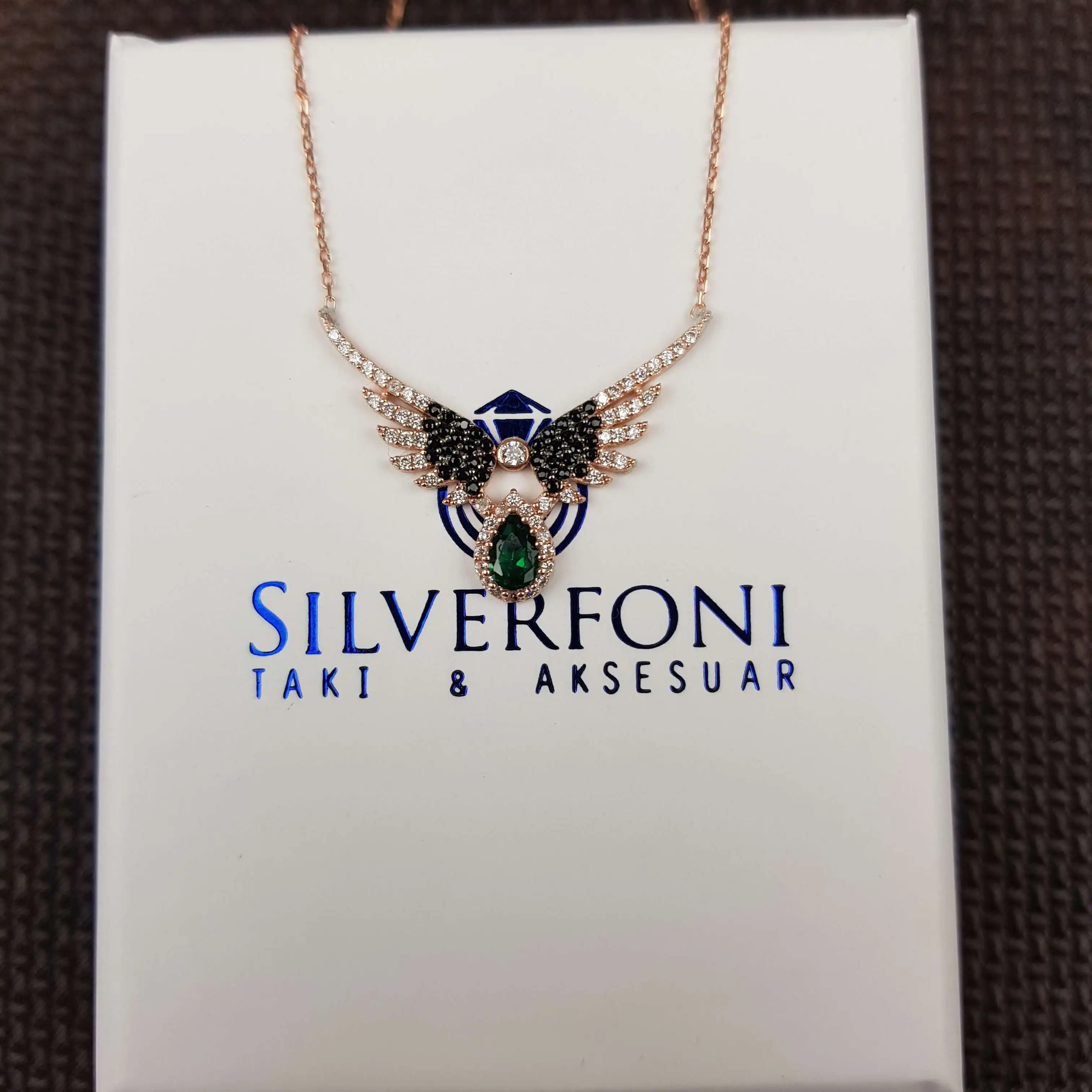 Collier en argent regardé 925 pour femme, vert émeraude, goutte, aile d'ange, Zcomprend sur pierre, cadeau d'anniversaire, pendentif de fierté, saison d'été