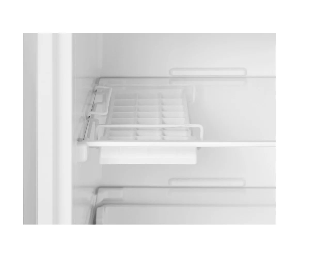 Морозилка BEKO RFSK 215T01S |