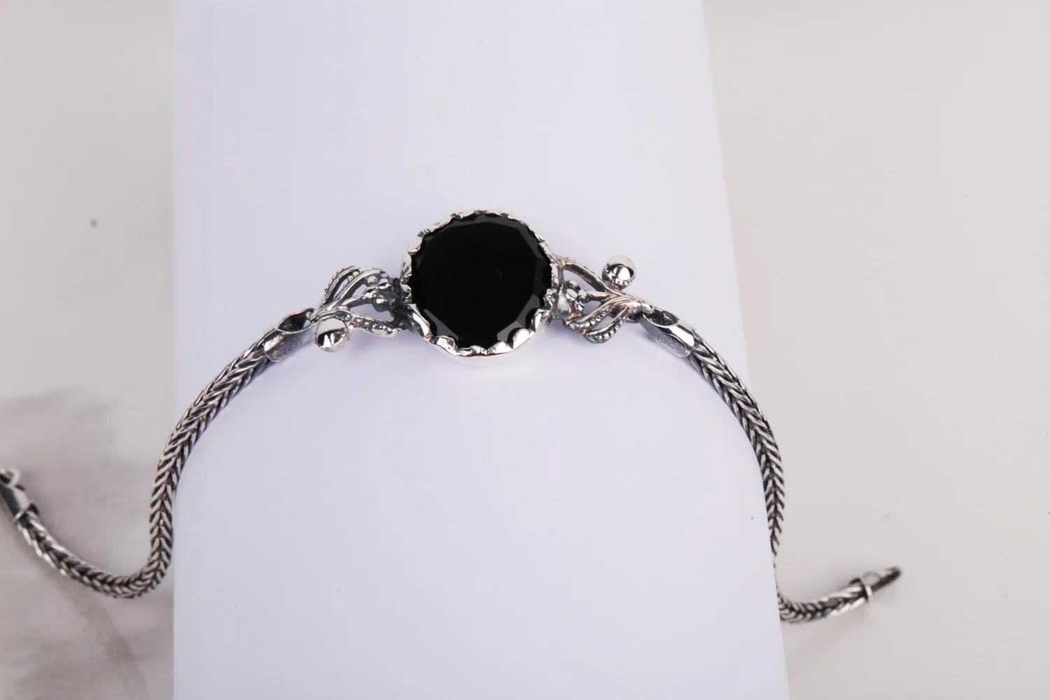 UM US JEWELRY Onyx Natural Stone Handmade 925 Sterling Silver Women Bracelet