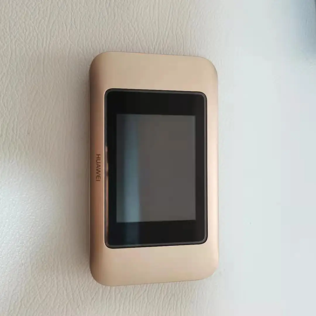 

Мобильный Wi-Fi роутер Huawei E5787 E5787Ph-67a, 4G, LTE, Cat6, 3000 мА · ч, 4G, диапазоны 1/3/5/7/8/28/38, б/у