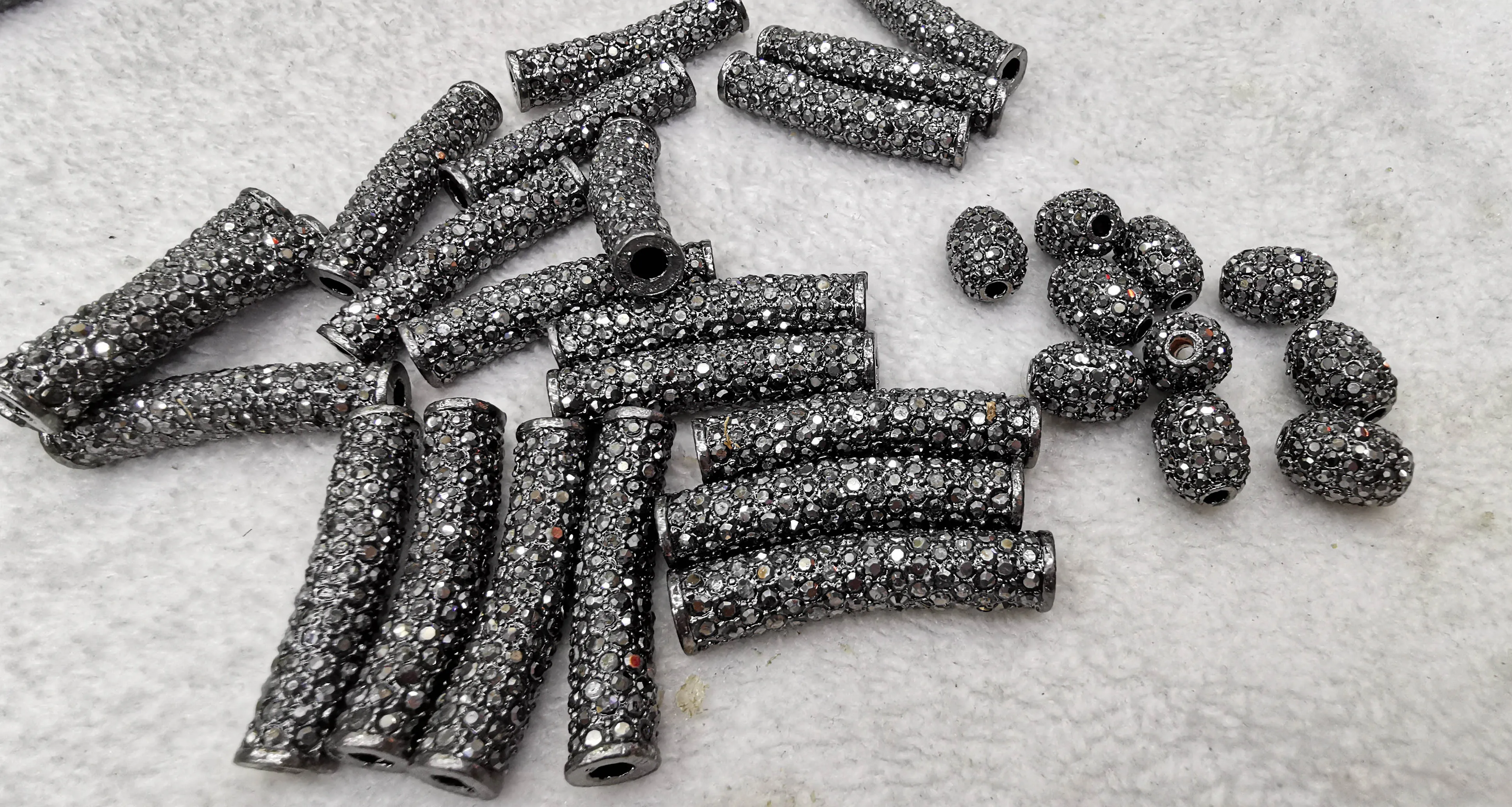 10 шт. кристаллический кубический цирконий стразы ПАВЕ трубки 38x8 мм рисовая