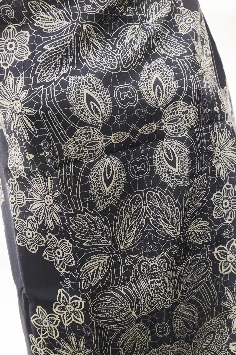 

Black Lace Patterned Shawl 2021 Women Spring Models Tassel Neck Scarf Printed Soft Fabric Wrap Casual Hot Sale Fast Delivery