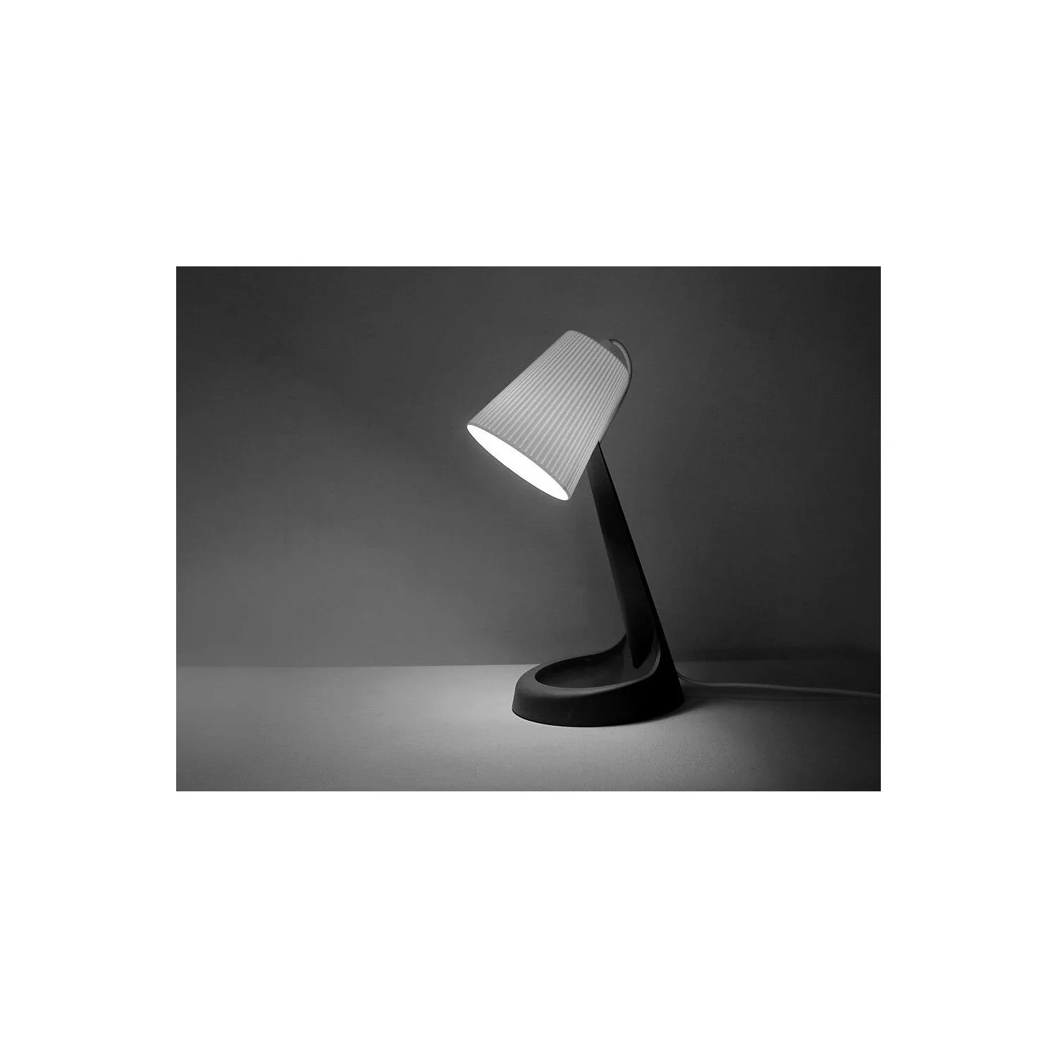 

MELODI TABLE LAMP