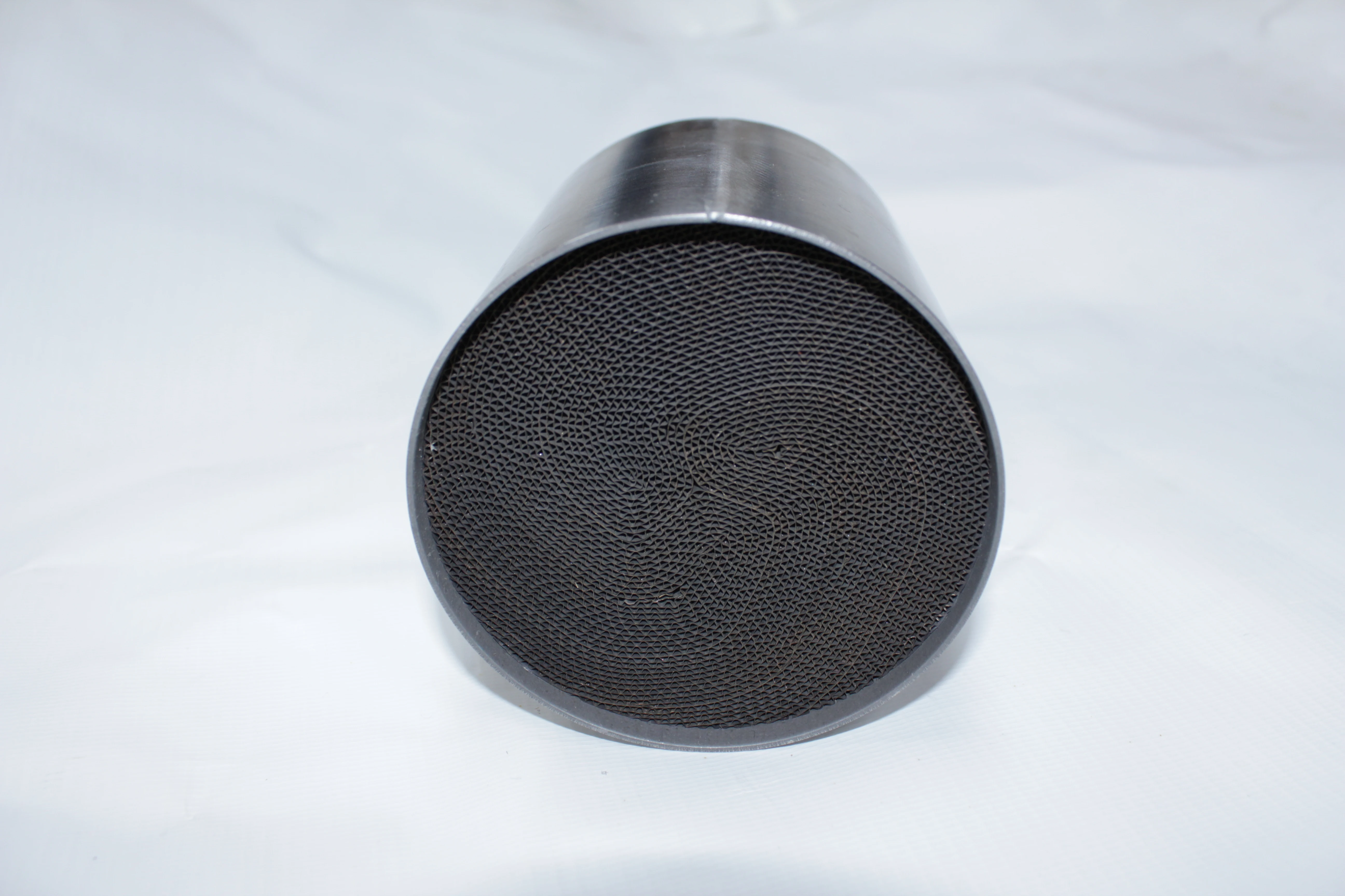 Самодельный катализатор для авто. Катализаторы это вещества которые. Катализаторы пое. Катализатор автомобильный в разрезе. Катализатор евро5 блок 110 100 magnaflow.